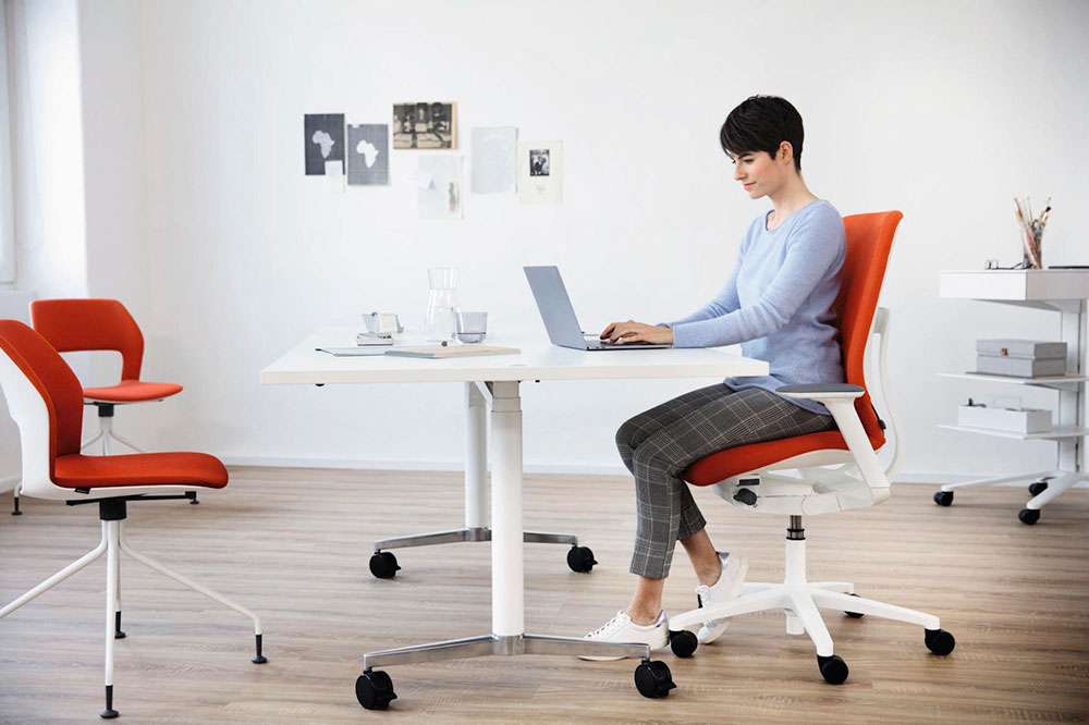 wilkhahn-at-esp-wh-bureaustoel-stand-up-1 | www.bureaustoel.nl