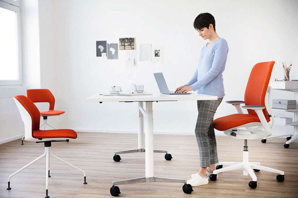 wilkhahn-at-esp-wh-bureaustoel-stand-up-3 | www.bureaustoel.nl