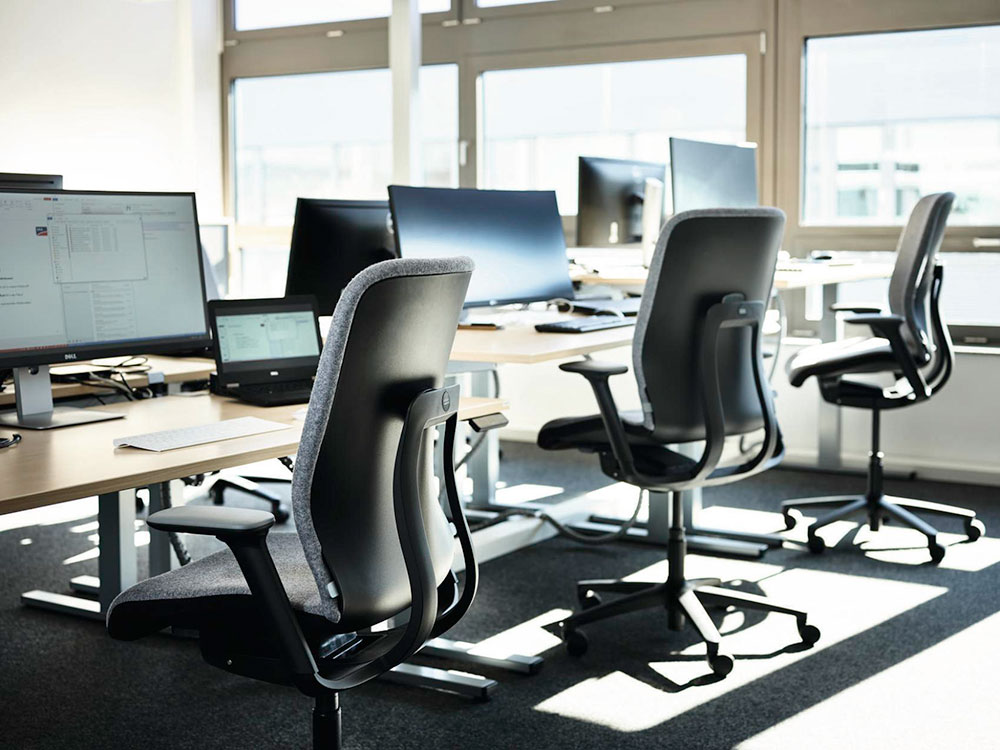 wilkhahn-at-esp-bureaustoel-zwart-hoogte-variatie | www.bureaustoel.nl