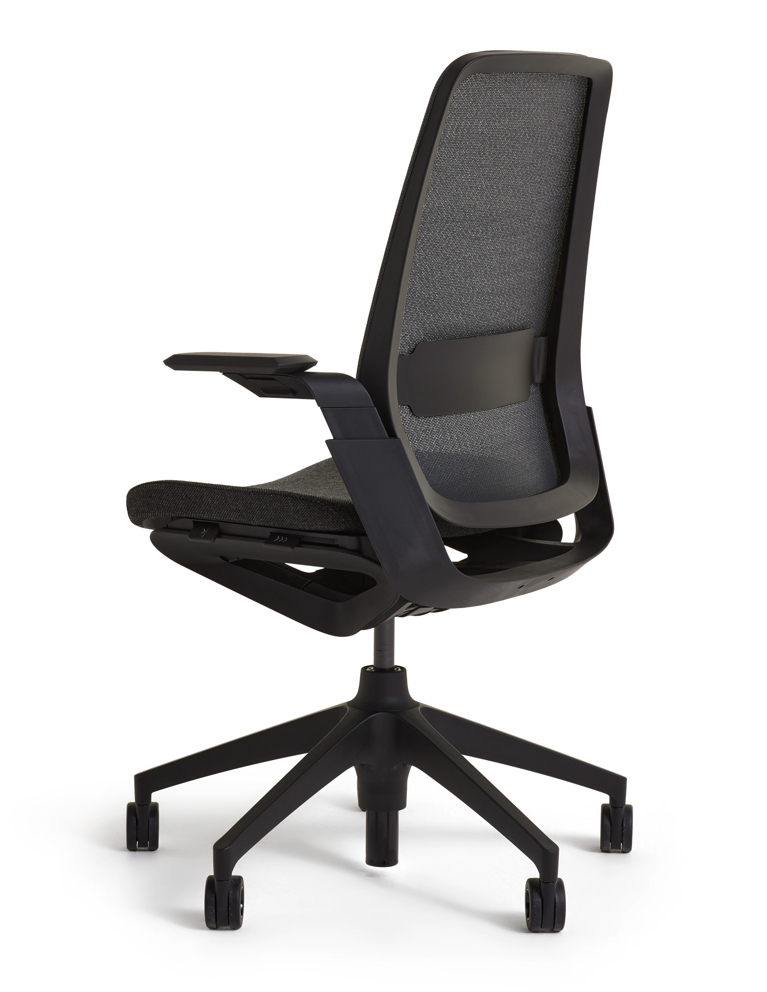 Ahrend Remode Type AxNPR Black Edition Gestoffeerde zitting Netweave rugleuning | www.bureaustoel.nl