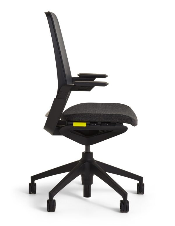 Ahrend Remode Type AxNPR Black Edition Gestoffeerde zitting Netweave rugleuning | www.bureaustoel.nl