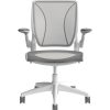 Humanscale World Chair W13W Pinstripe N01N01 | www.bureaustoel.nl