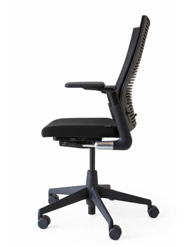 Ahrend 2020 Extra Verta bureaustoel 3D-armleggers | www.bureaustoel.nl